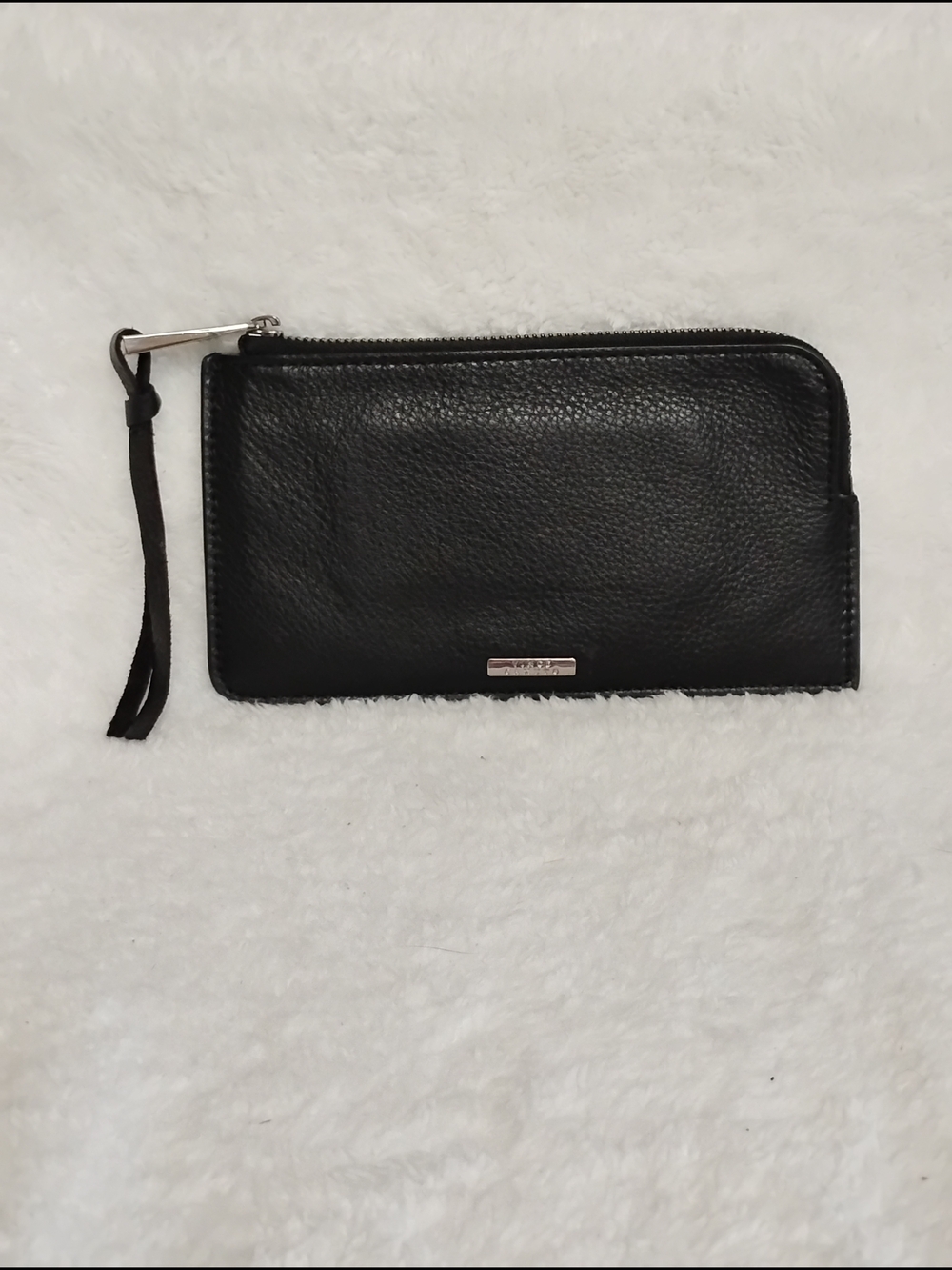 Vince Camuto Pebble Leather Wallet - Zani- Onyx
